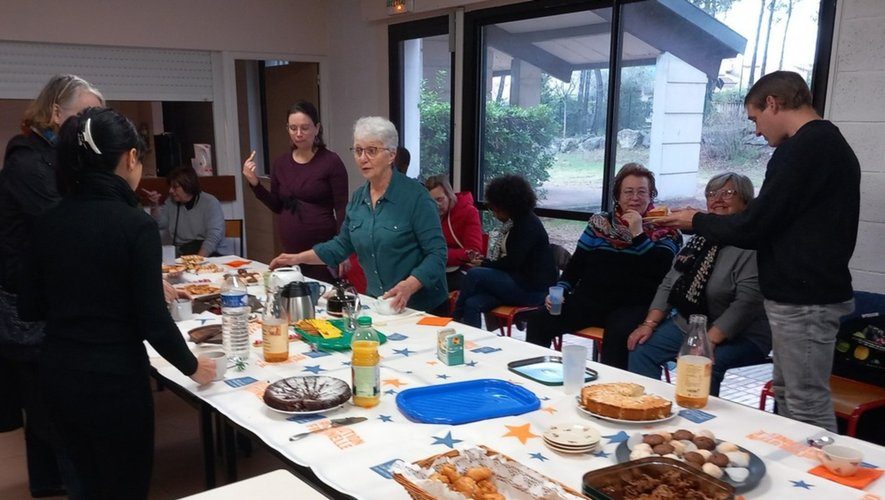 Un café solidaire au centre oecuménique