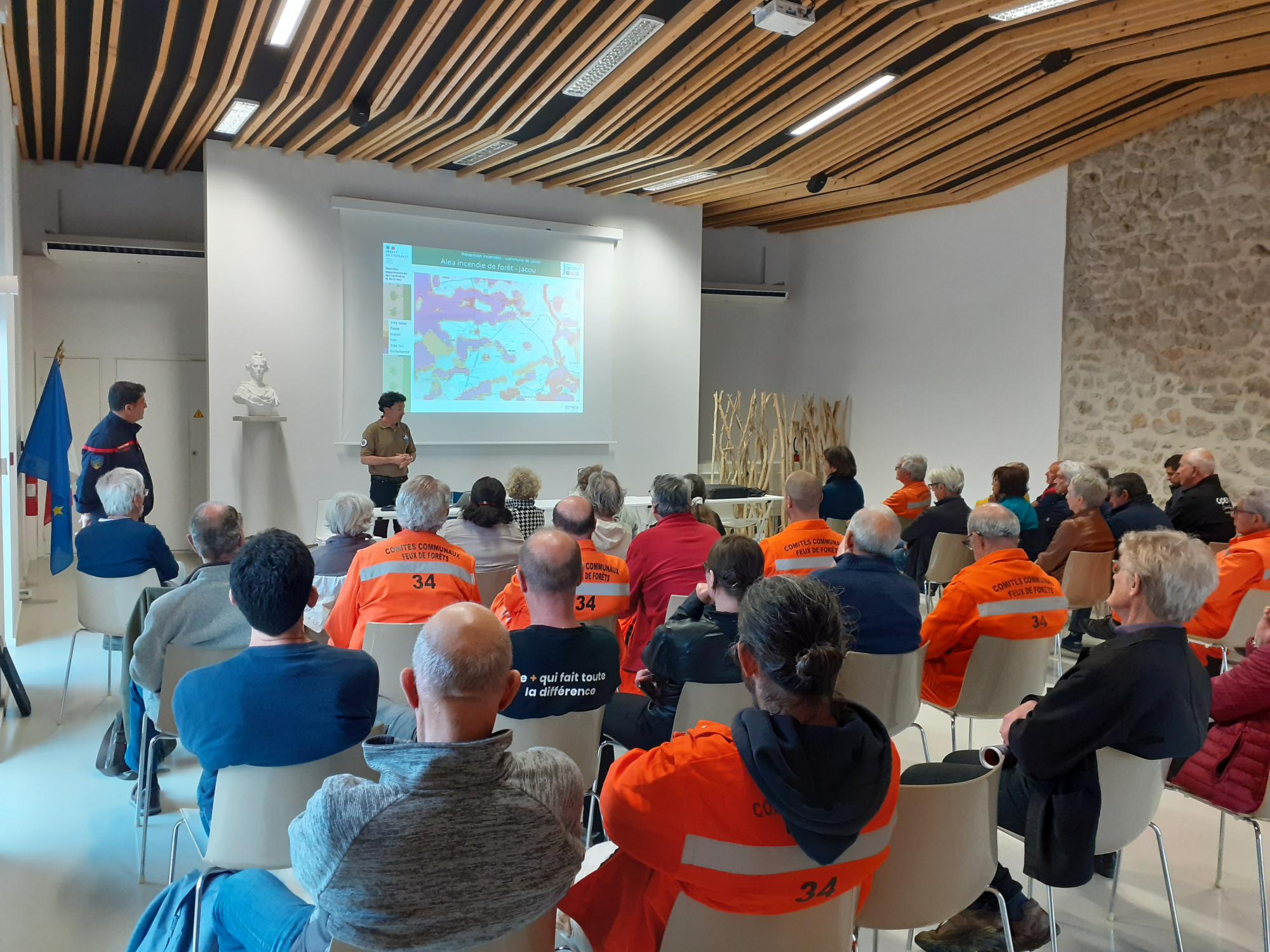 Conférence-débat du CCFF 1