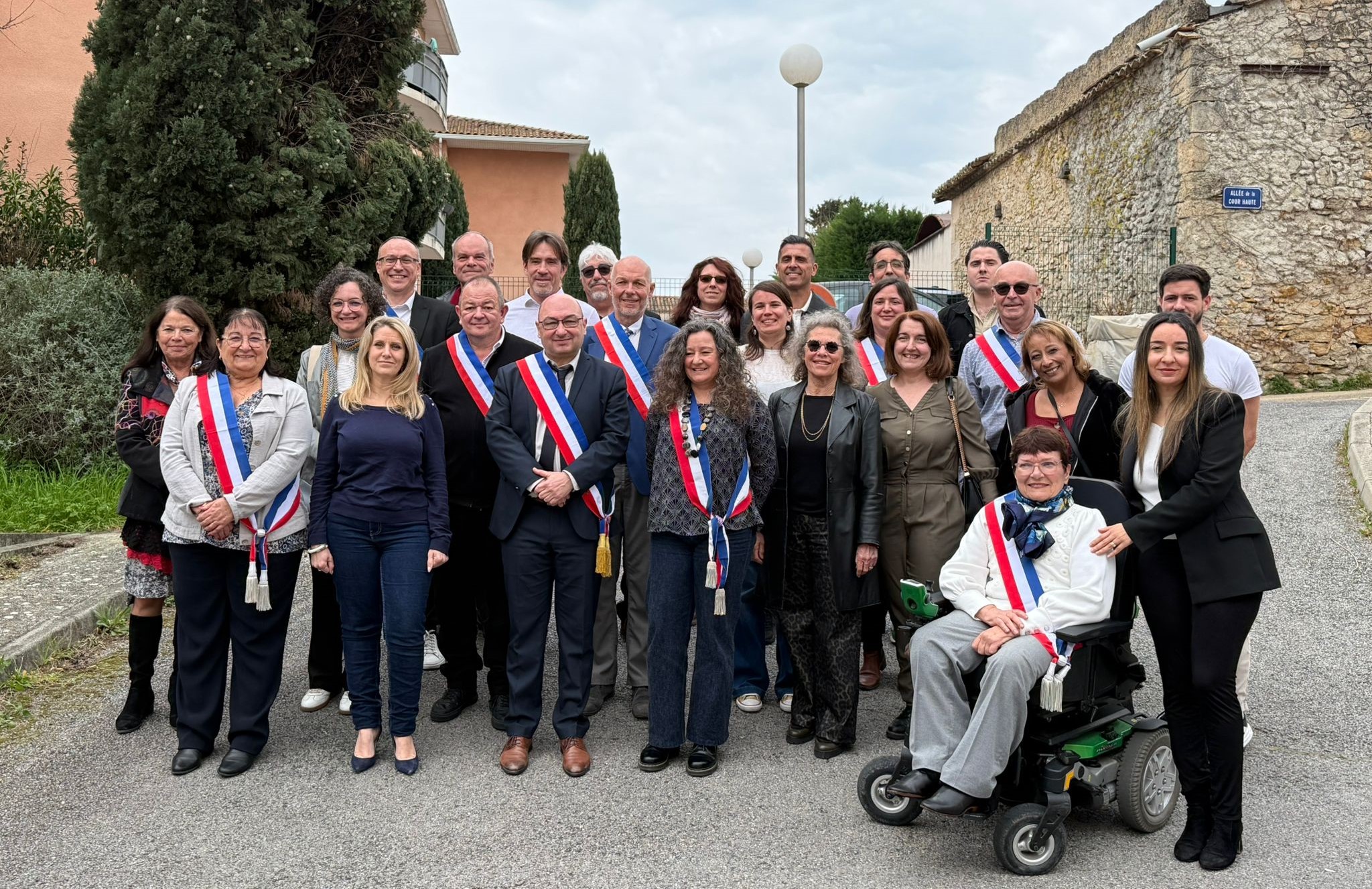 Une gouvernance partagée pour Jacou : Renaud Calvat remet les délégations à tous ses adjoints et conseillers municipaux.