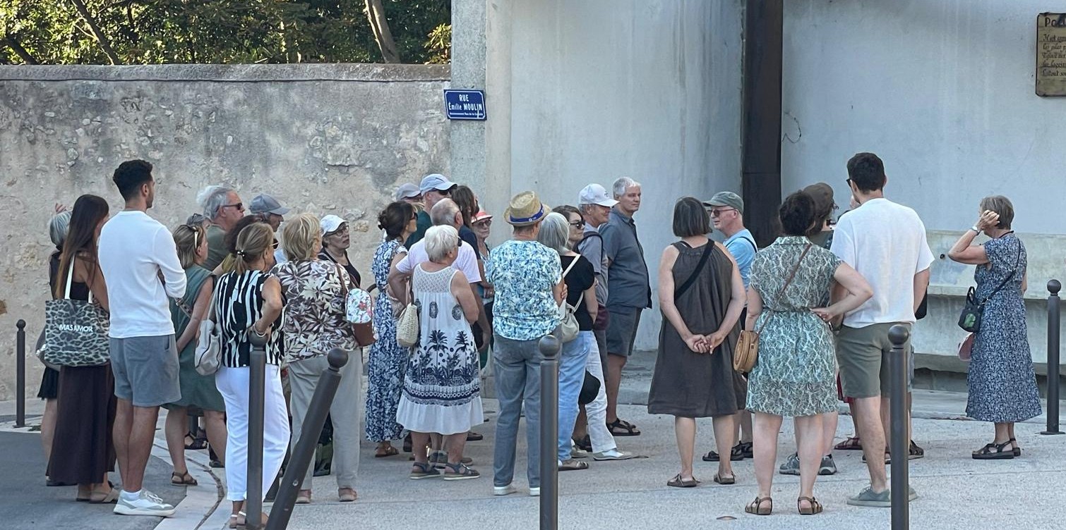 L’art vivant s’invite au cœur de ville jacoumard avec « Les Ailes » 4
